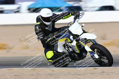 media/Jan-08-2022-SoCal Trackdays (Sat) [[1ec2777125]]/Turn 15 Inside (950am)/